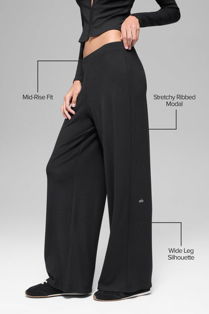 Mid-Rise Dreamlight Straight Pant - Black